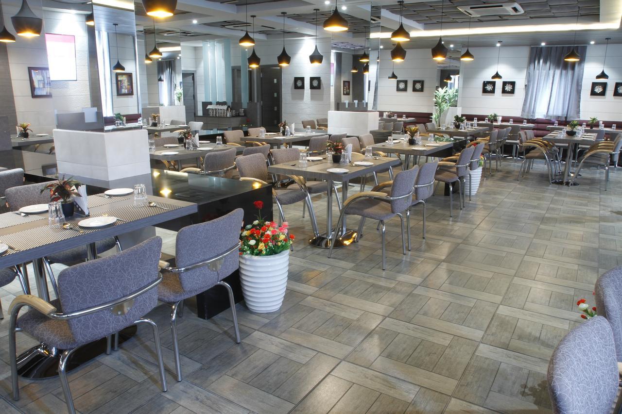 Hotel Genista Inn Ранчи Экстерьер фото