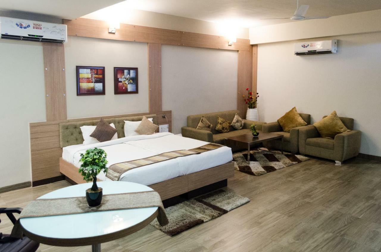 Hotel Genista Inn Ранчи Экстерьер фото
